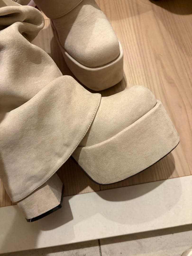 emodaロングブーツMサイズ