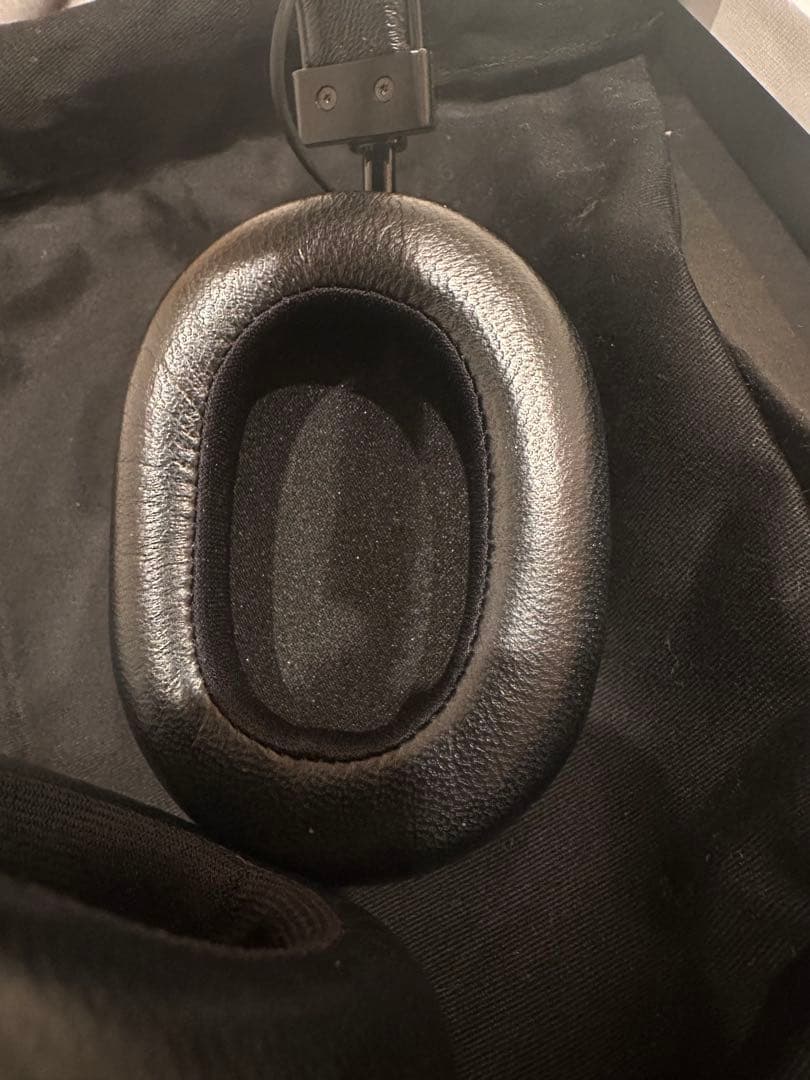 CELINEヘッドフォン / スムースカーフスキン＆ラムスキン トリオンフ