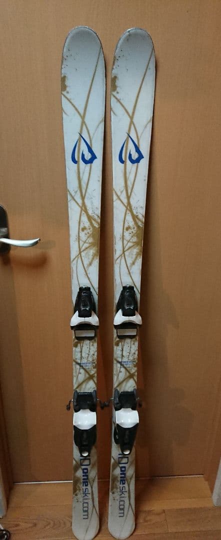 ID ONE MR-J 140㎝ ソール約265～285㎜ モーグル スキー板