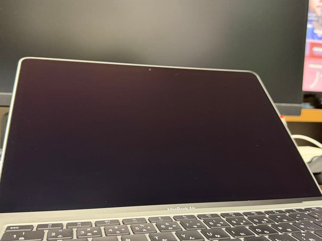 MacBook Air M1 8GB シルバー 256GB