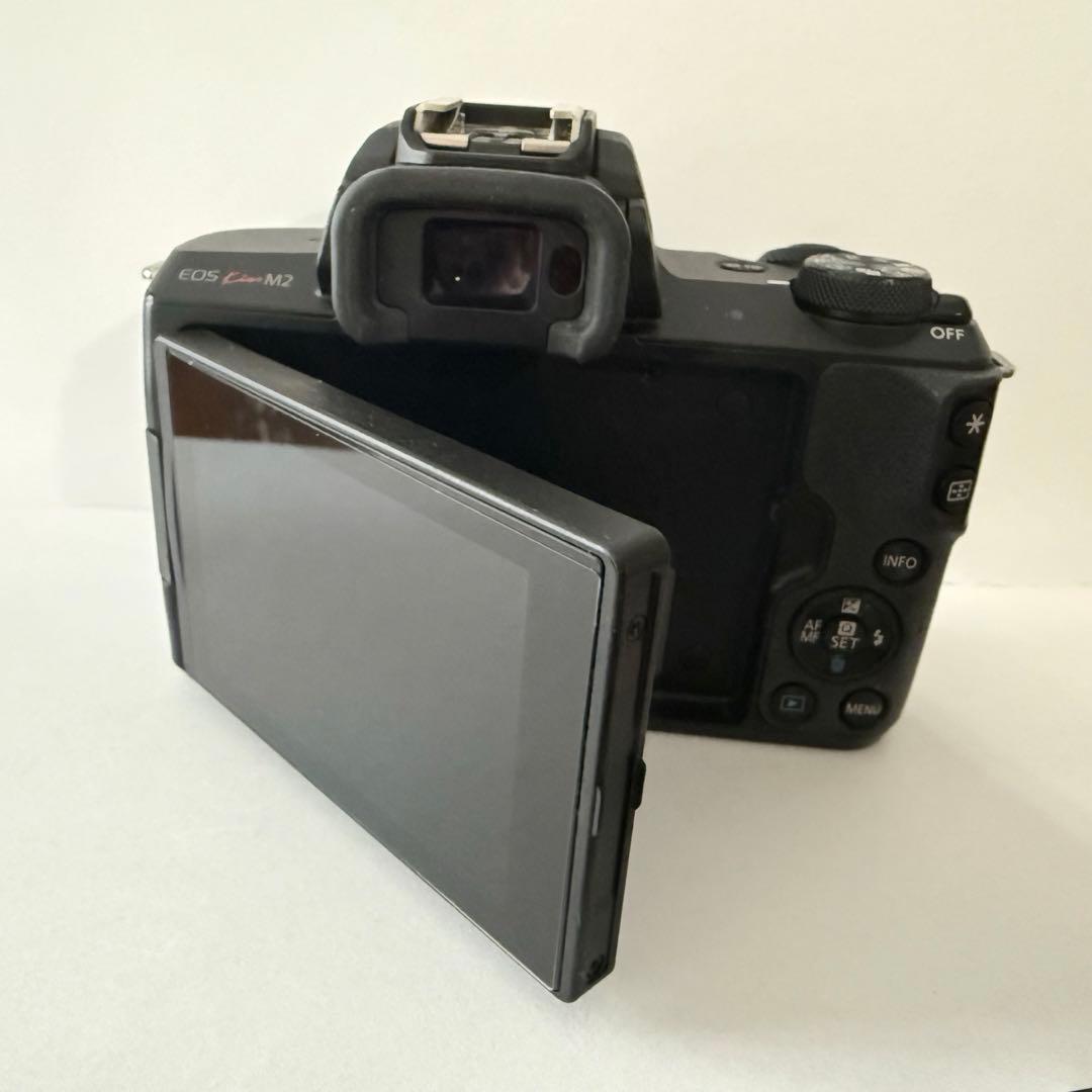 Canon EOS M2 デジタル一眼レフ レンズ3本 used