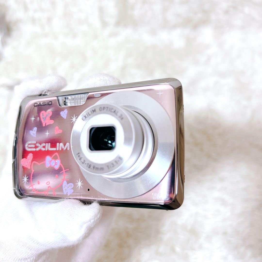 超希少　未使用級 CASIO EXILIM EX-Z1 ハローキティ コラボ