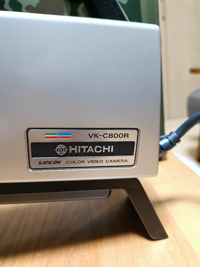 ビデオカメラ HITACHI VK-C800R