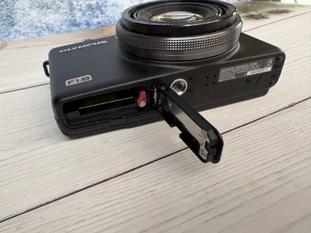 OLYMPUS XZ-1 コンパクトデジタルカメラ(レ62)