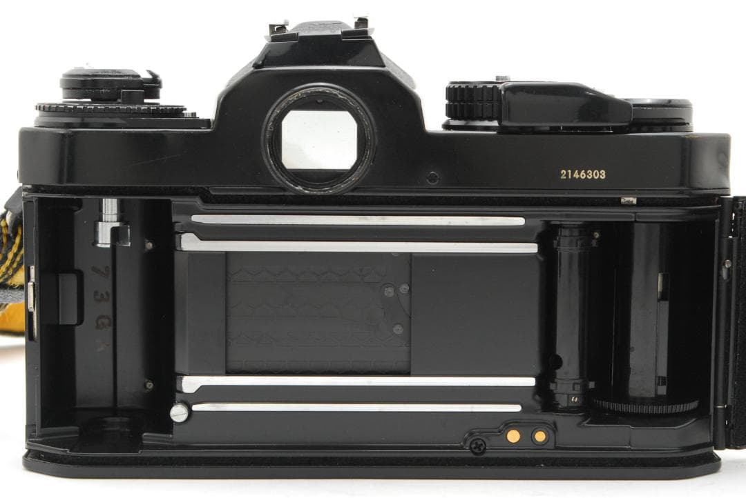 値下げ！〈美品＋〉Nikon FE2 35mmカメラ MD-12モータードライブ