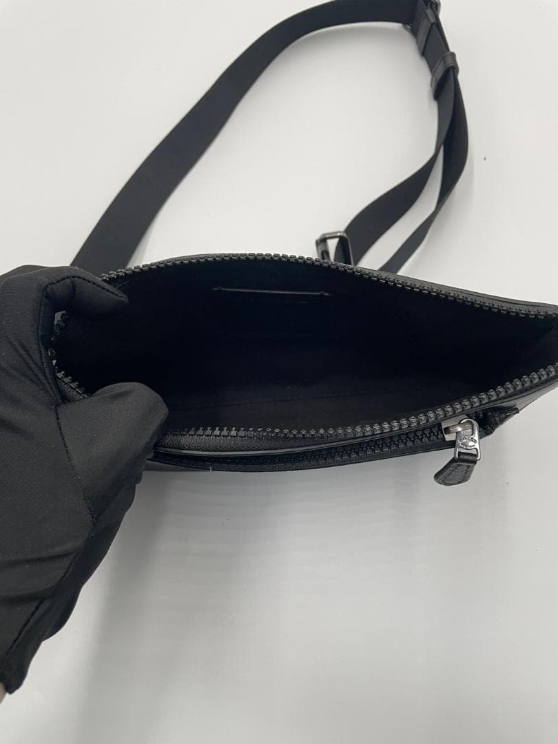 coach　コーチ　ホールデン　クロスボディ　シグネイチャー　キャンバス