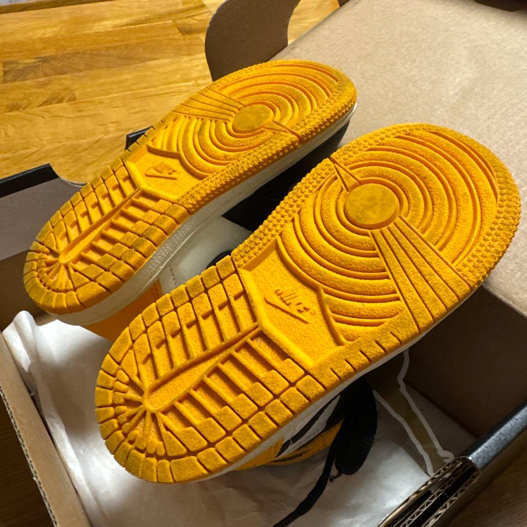 NIKE スニーカー オレンジ ブラック　ハロウィン