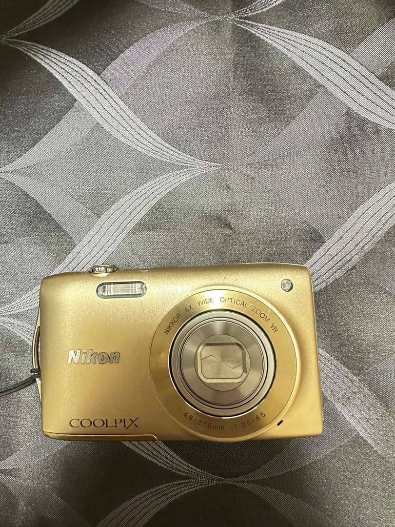 【美品 】NIKON COOLPIX S3300