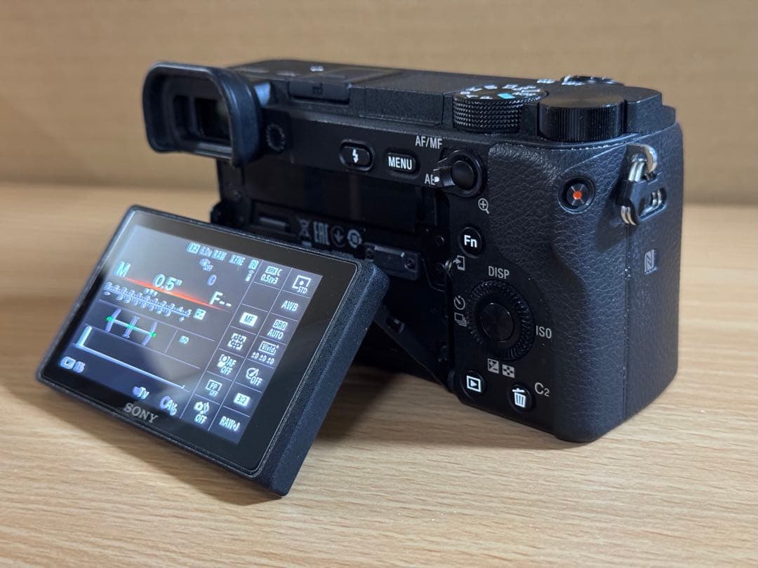 【値下げ】SONY α6400 本体、純正バッテリー2個、純正充電器