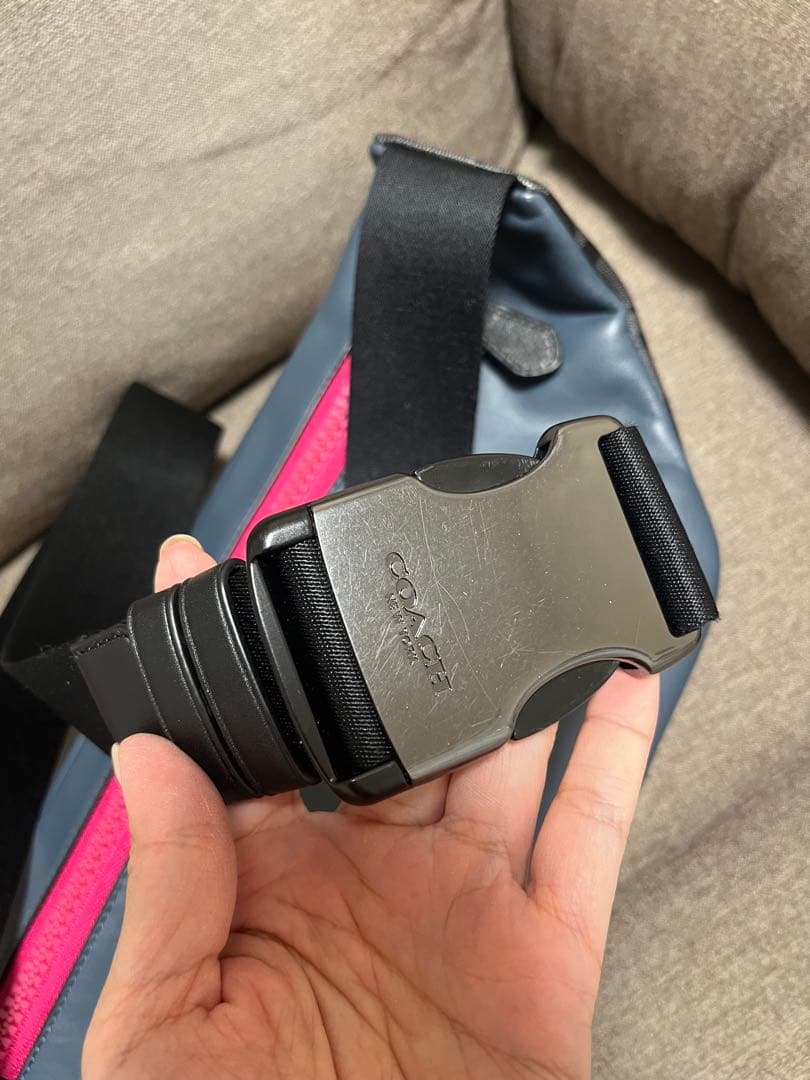 COACH ボディバッグ ピンク/グレー　ウエストポーチ