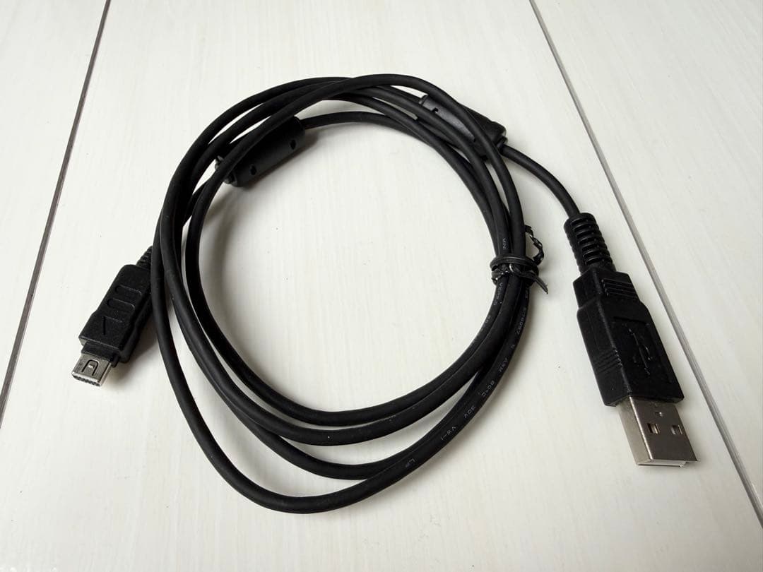 【おまけ多数】OLYMPUS PEN Lite E-PL7 ダブルズームキット