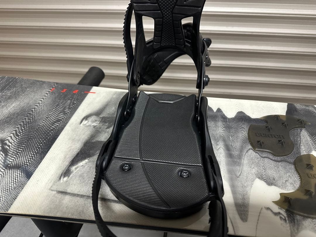 Salomon Villain スノーボード