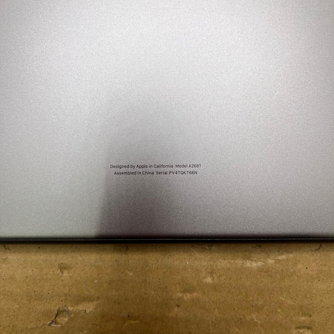 Apple MacBook Air M2 2022 13インチ　スペースグレイ