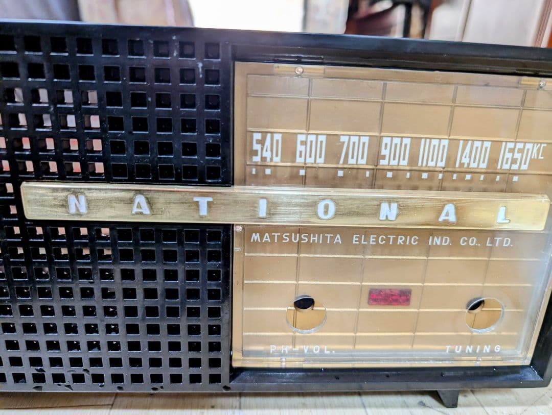 珍品ナショナレトロ真空管ラジオ史に残るラジオ　DX-350　bluetooth