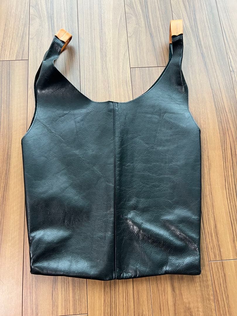 【希少】【united tokyo】カーフレザートート ブラック