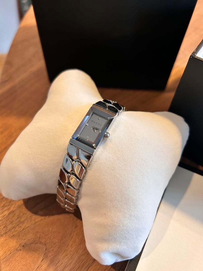 GUCCI アナログ腕時計 シルバー