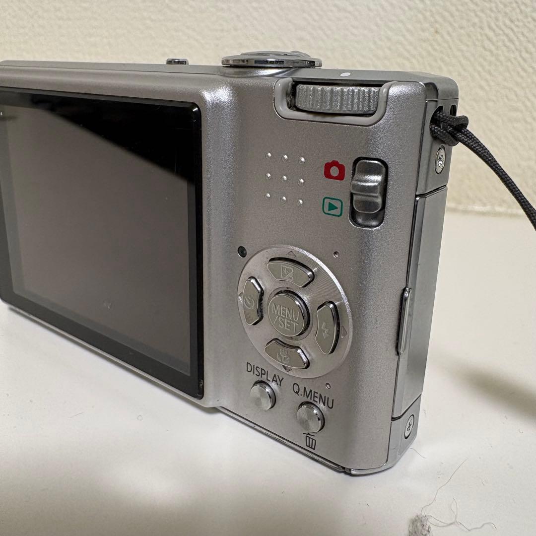 パナソニック　LUMIX DMC-FX37