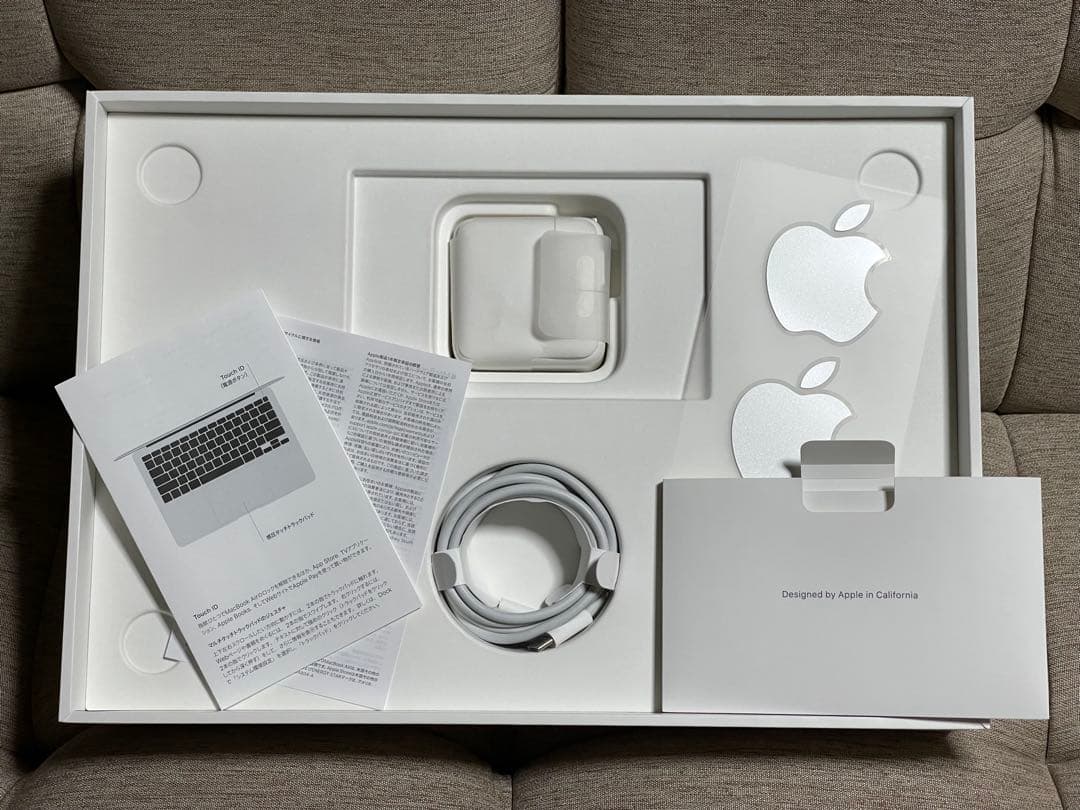 【美品】Apple MacBook Air M1 シルバー　13インチ