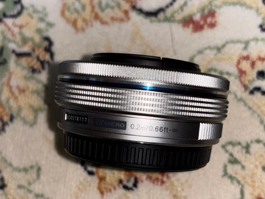 OLYMPUS E-M10 Mark IV ダブルレンズキット　カメラ　一眼