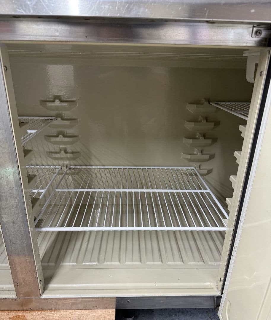 送料込み　美品　ホシザキ テーブル形冷蔵庫 RT-180PNE　コールドテーブル