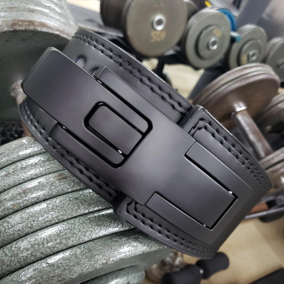 レバーアクションベルト　可変式パワーベルト オールブラック 10ｍｍ Sサイズ