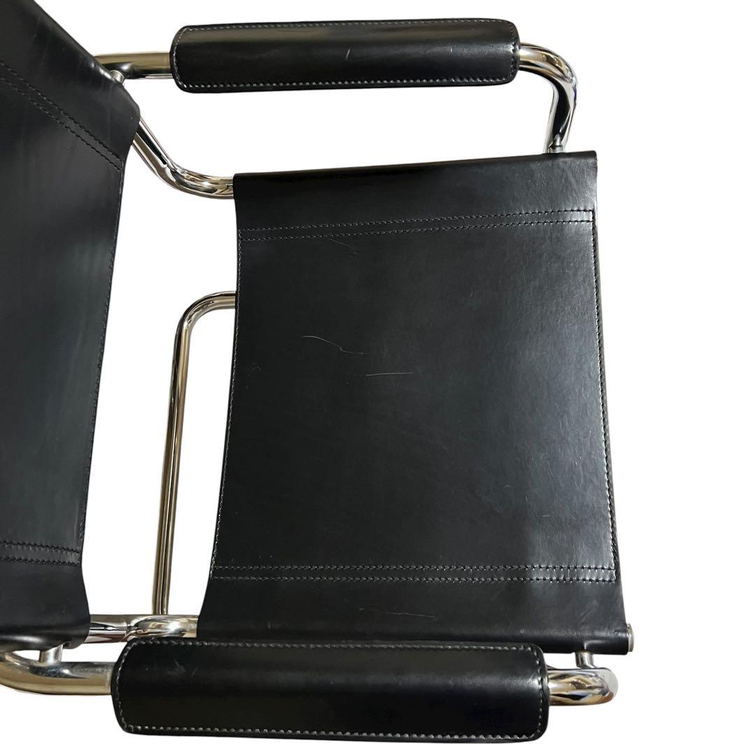 カンチレバーチェア　アームチェア 本革　STUDIO-LINE スタジオライン