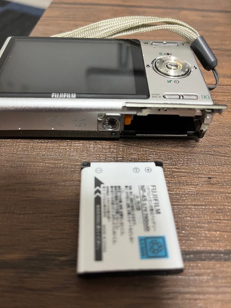 FUJIFILM 富士フイルム FinePix Z100fd