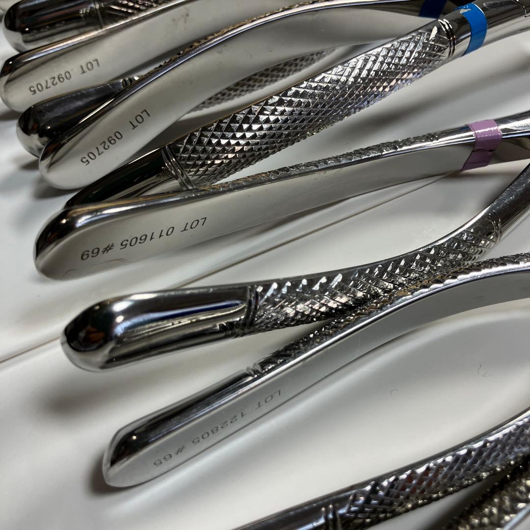 鉗子　【歯科医院】