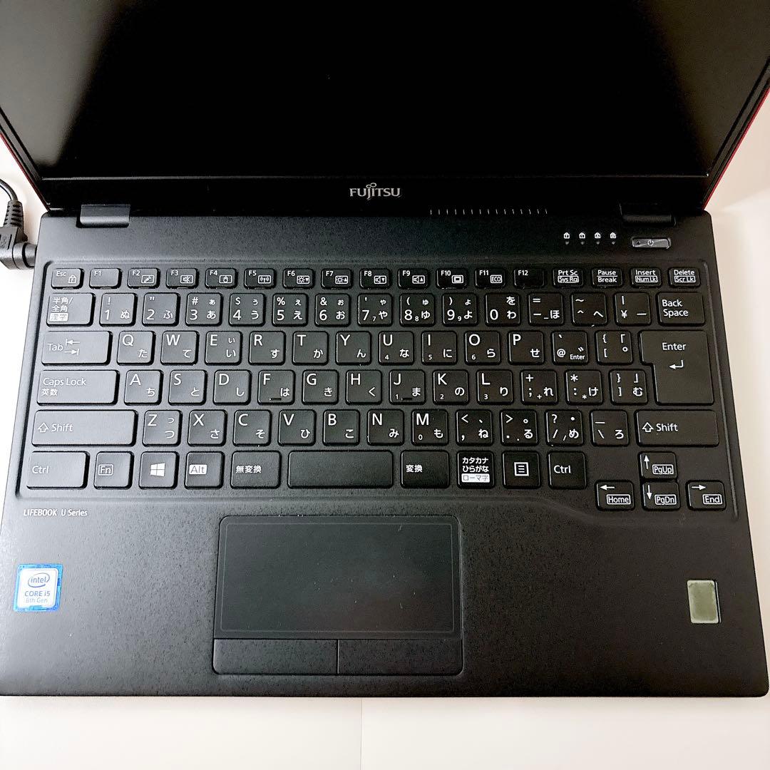 薄型で軽量✨第８世代 i5 快適SSD フルHD ノートパソコン 富士通