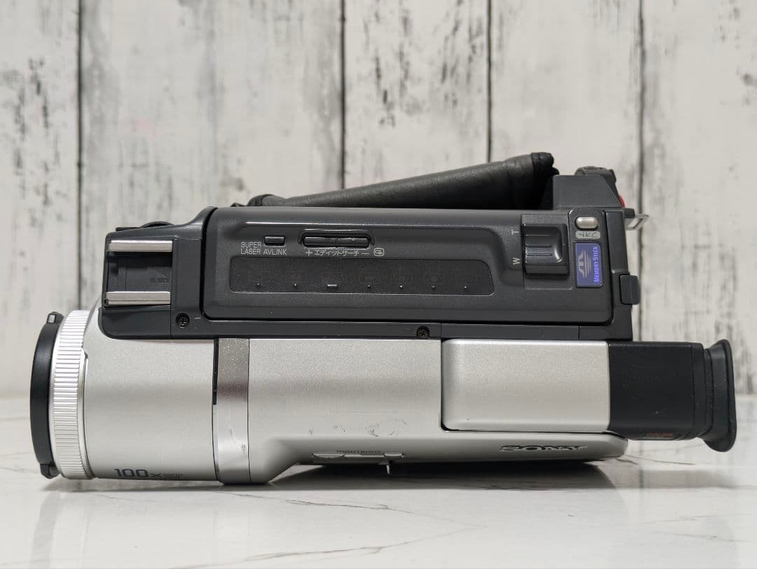 SONY　DCR-TRV225　Digital8　8mm対応　豪華セット