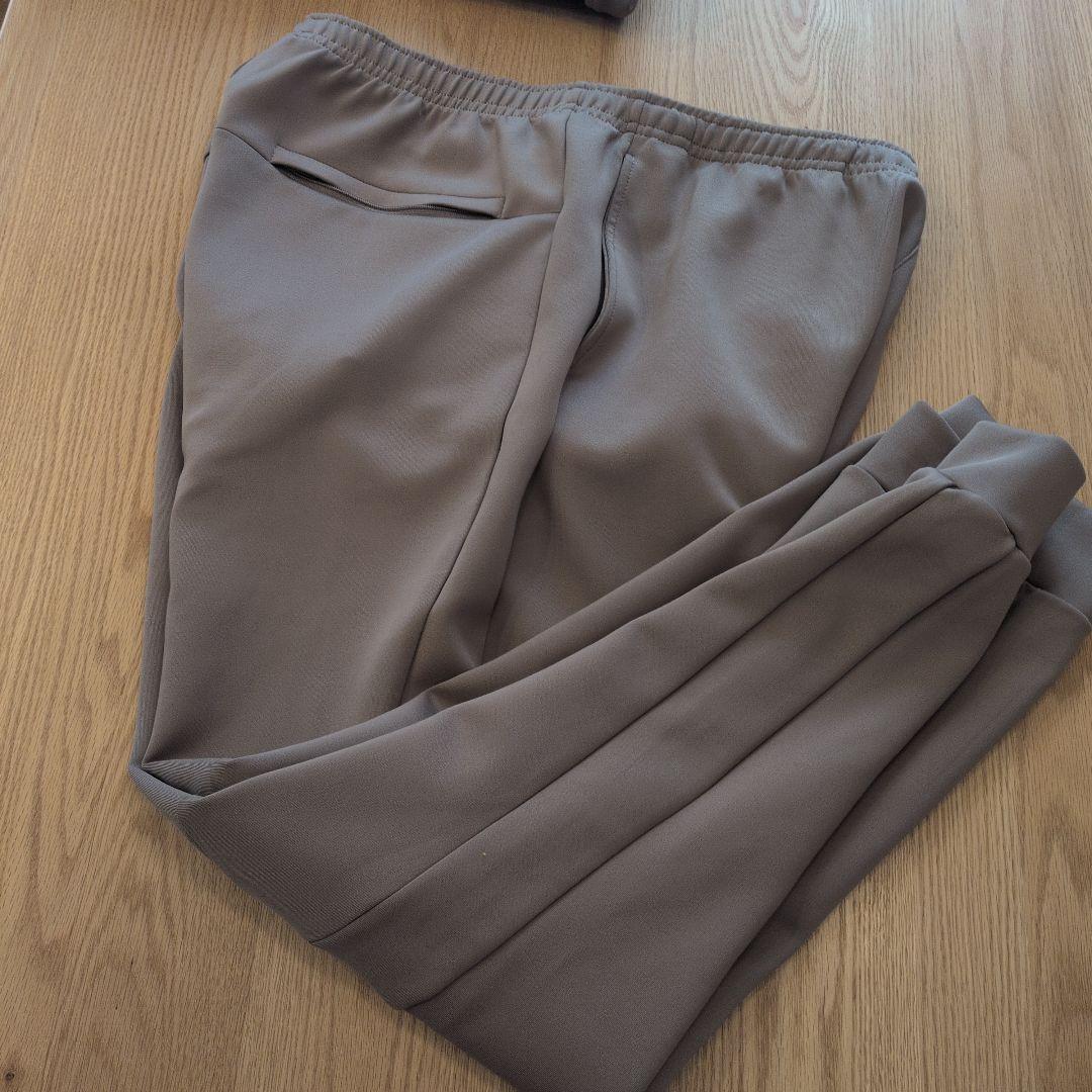 New Balance ベージュ ジャージ上下セット　極美品