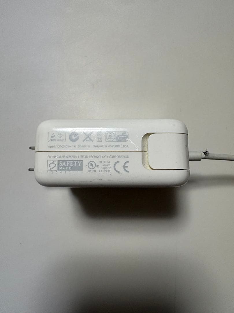 MacBookAir 11インチ A1465 SSD256GB箱あり充電器付き