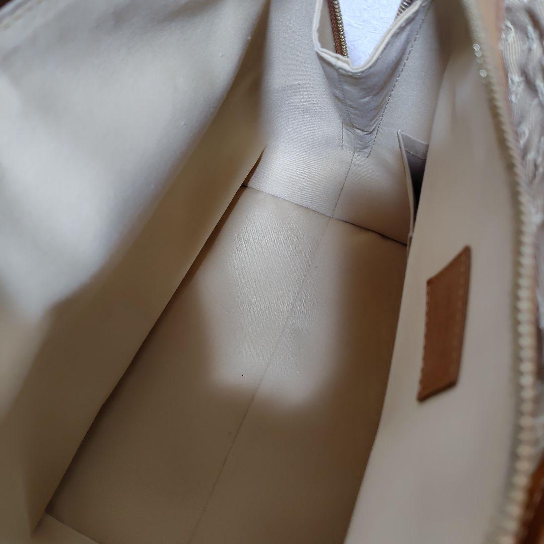 Louis Vuitton ベージュ ハンドバッグ　ルイ・ヴィトン