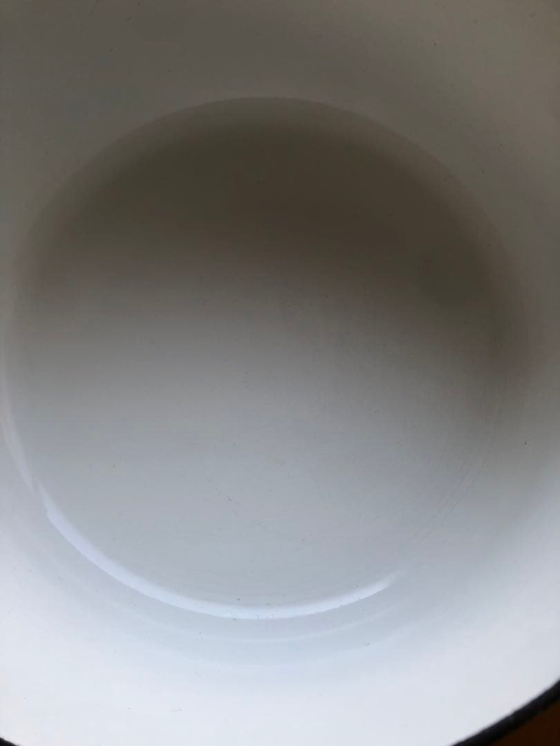 AK　ルクルーゼココットLe Creuset ホーロー鍋ホワイト24cm