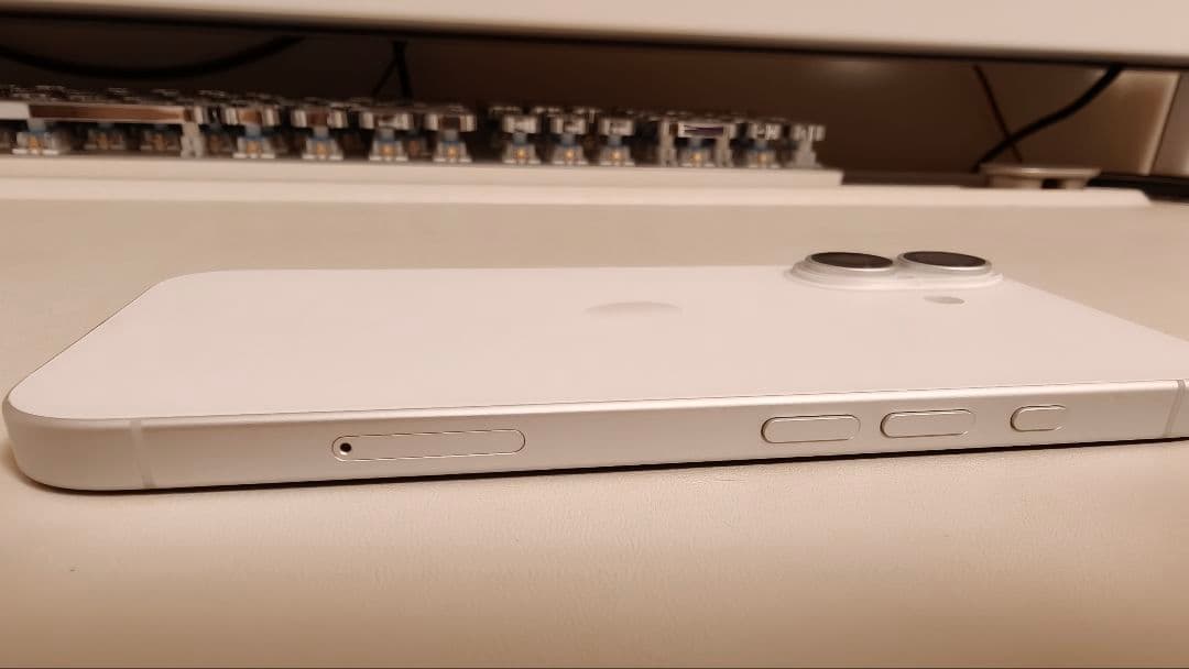 iPhone16 本体 256GB ホワイト SIMフリー