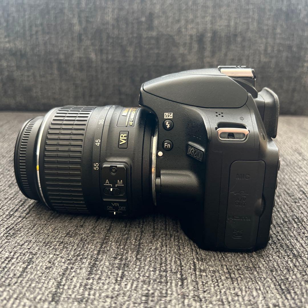Nikon D3200 デジタル一眼レフ 本体とレンズセット