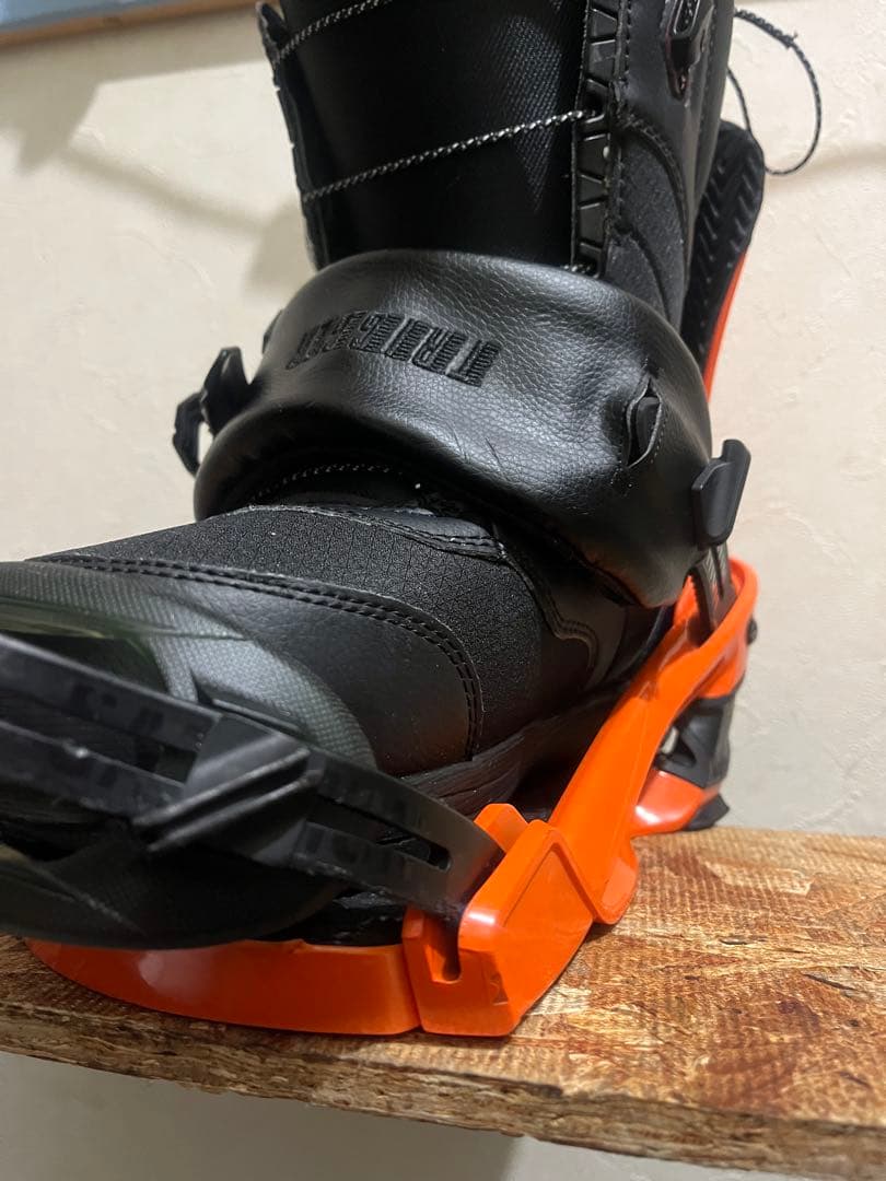 SALOMON trigger Mサイズ