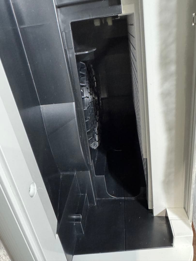 即日発送　超美品　SHARP 加湿空気清浄機 KC-H50-W