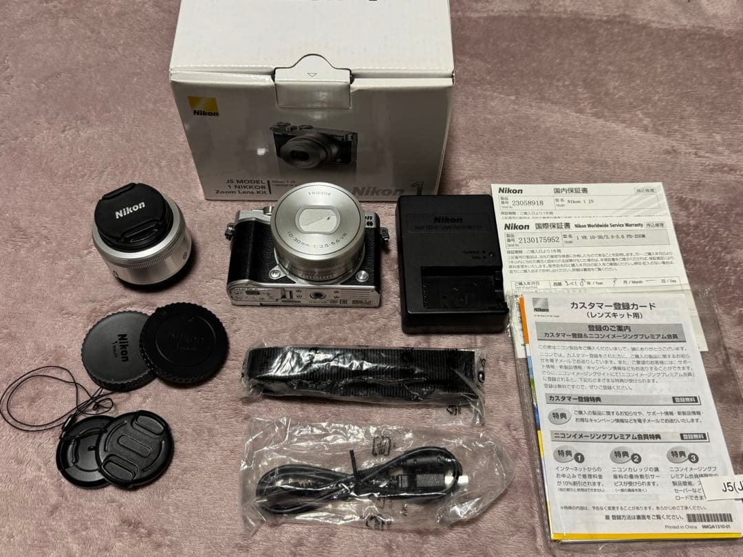 ⭐︎koi⭐︎ Nikon 1 J5 シルバー ダブルレンズセット