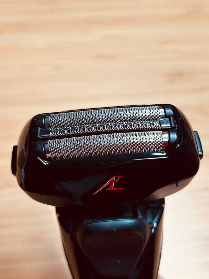 【未使用】パナソニック ラムダッシュ 3枚刃 黒 ES-LT2A-K