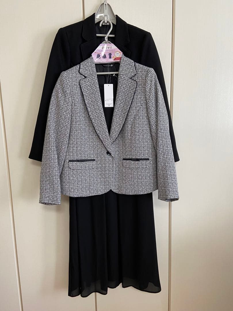 フォーマル3点スーツ　17号　卒業入学卒園　ネックレス　コザージュ　新品タグ付き