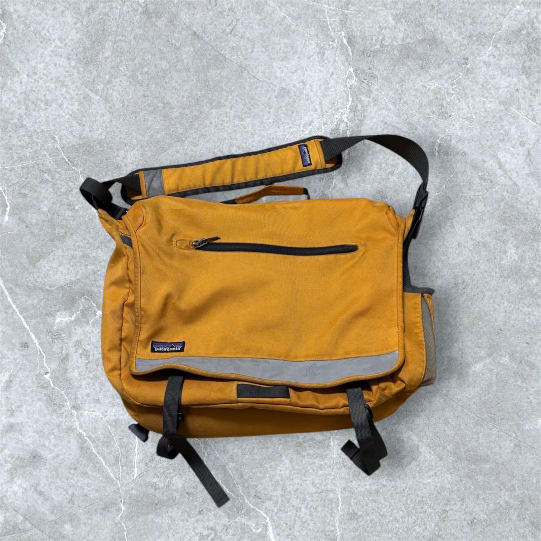 00s Patagonia メッセンジャーバッグ イエロー F9