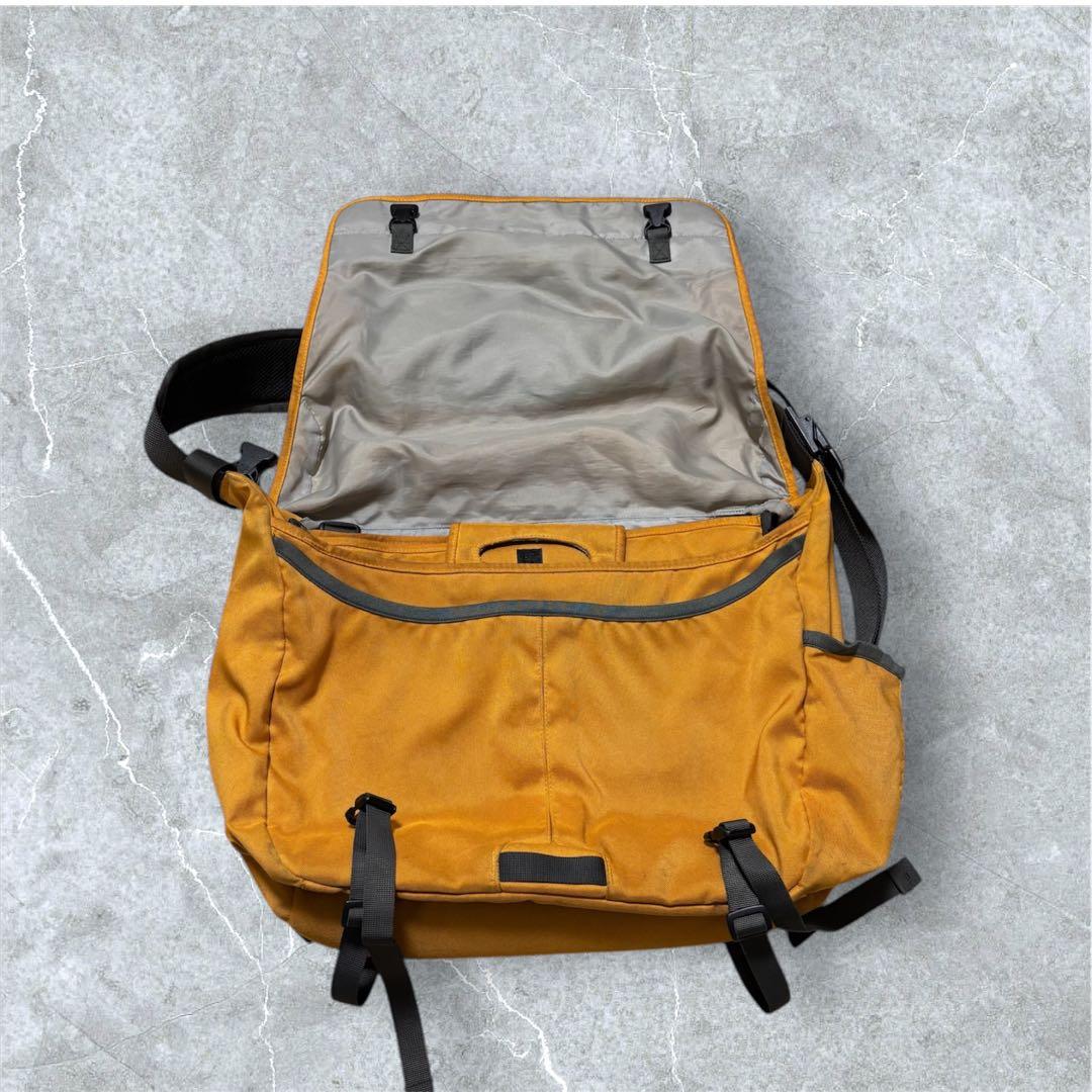 00s Patagonia メッセンジャーバッグ イエロー F9