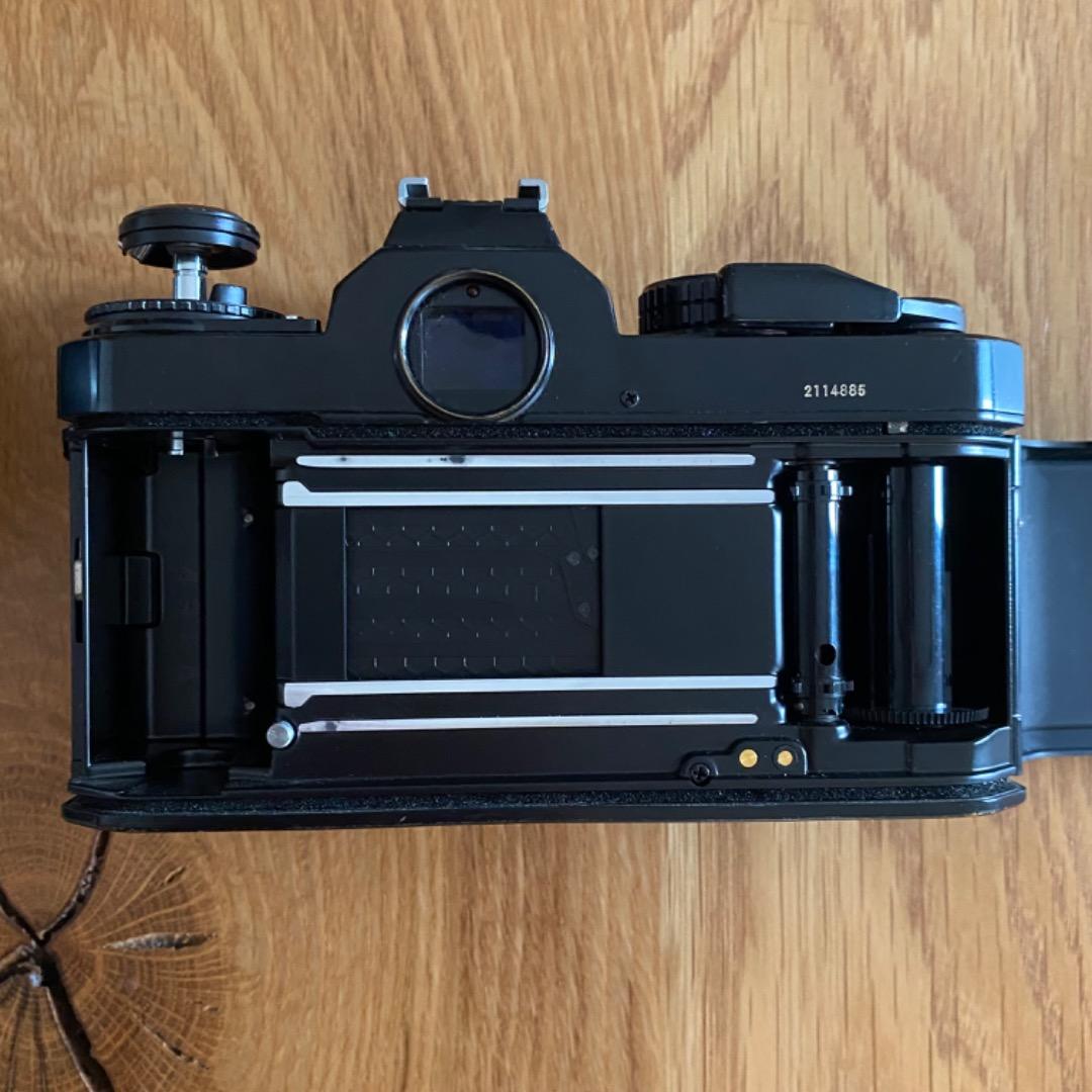 Nikon FE2 BLACK BODY 一眼レフカメラ ボディー&レンズ