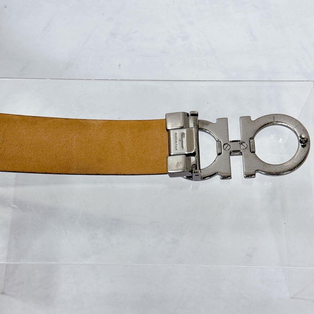 エイジング良好 Ferragamo ダブルガンチーニ ベルト シボ革ガンメタ