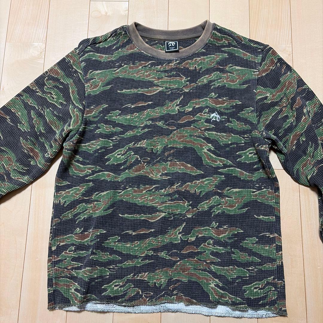 T*U様 ANTIMID 迷彩柄 トレーナー Lサイズ