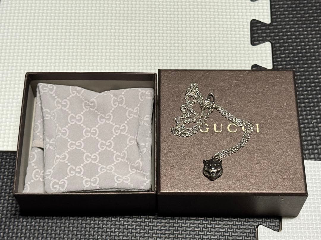 GUCCI キャットヘッド シルバーネックレス