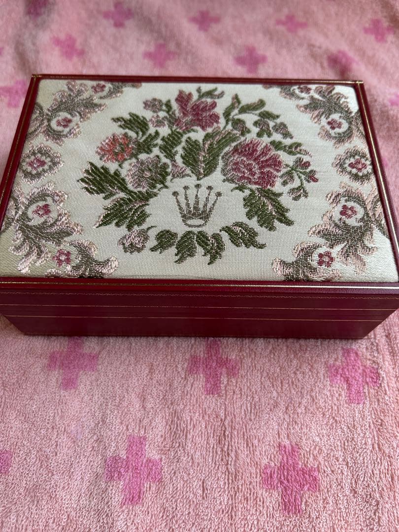 ROLEX 木製ケース 刺繍入り