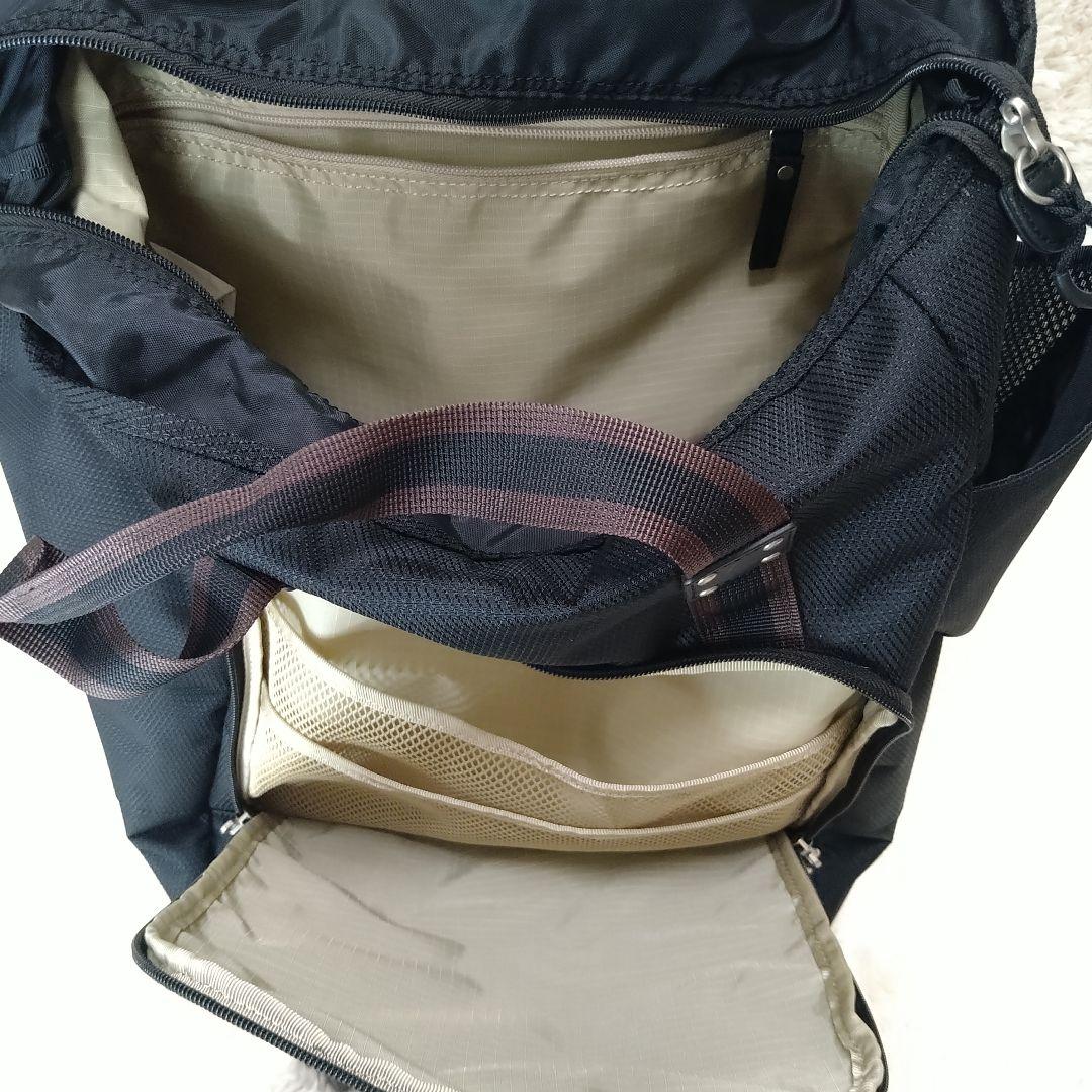 美品【スワニー】キャリーバッグ タイヤ４輪