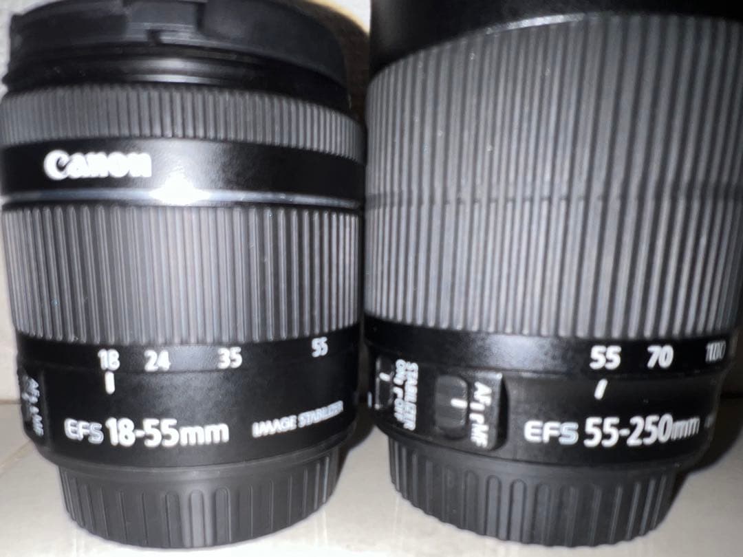 新品未使用　Canon EOS KISS X9i Wズームキット